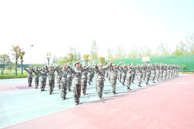 针对叛逆期孩子行为矫正如何收费？