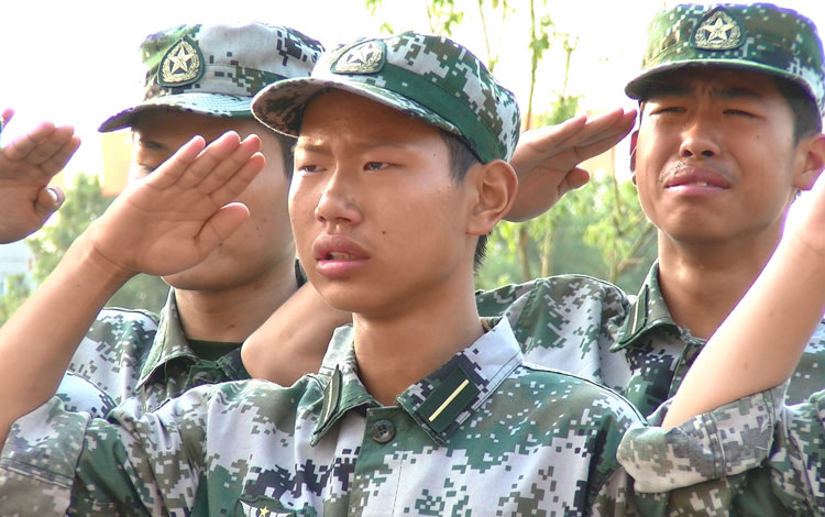 感恩励志教育特色课程