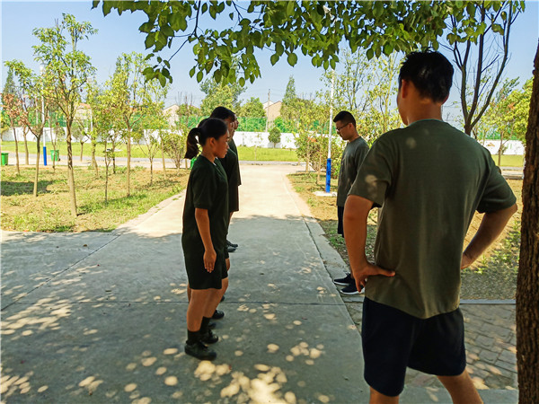 特训学校有没有军事化训练？为何要开展军事化管理