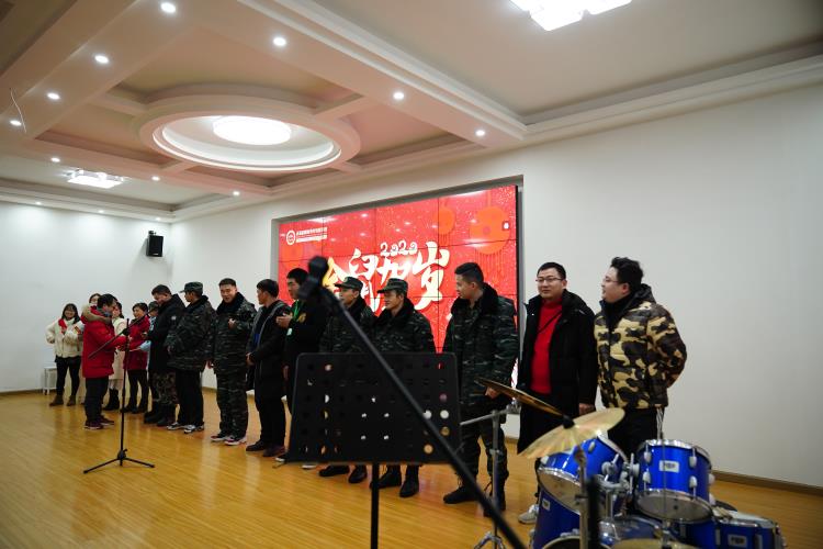 正苗启德青少年特训学校祝大家2020新年快乐!