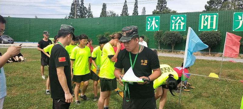  叛逆期孩子调皮，家长怎么办？(图2)