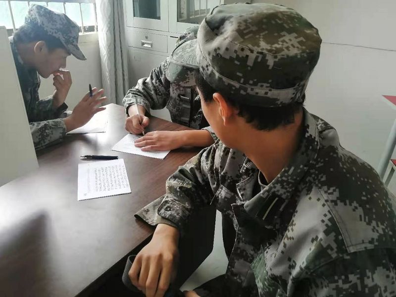 收到叛逆孩子的来信,家长热泪盈眶(图2) 收到叛逆孩子的来信,家长热泪盈眶(图2)