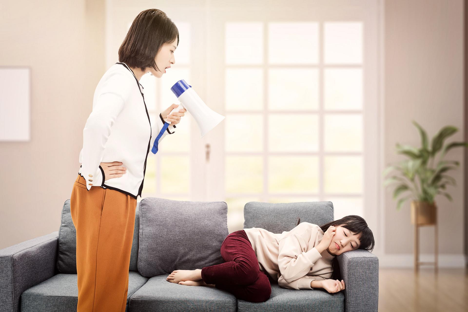 怎样改变十一岁女孩的反叛心理？青少年教育学校有绝招(图2)