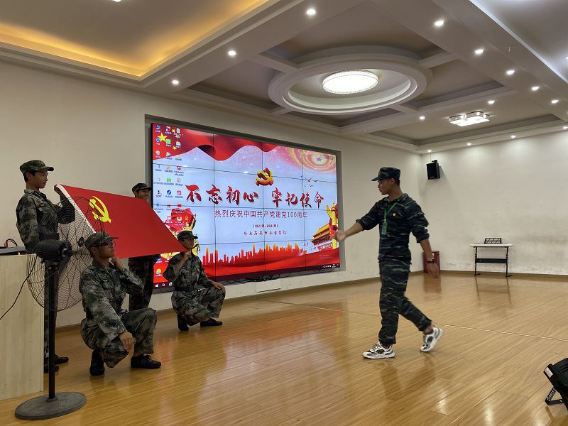 青少年出现心理问题，有这4个方面原因(图2)