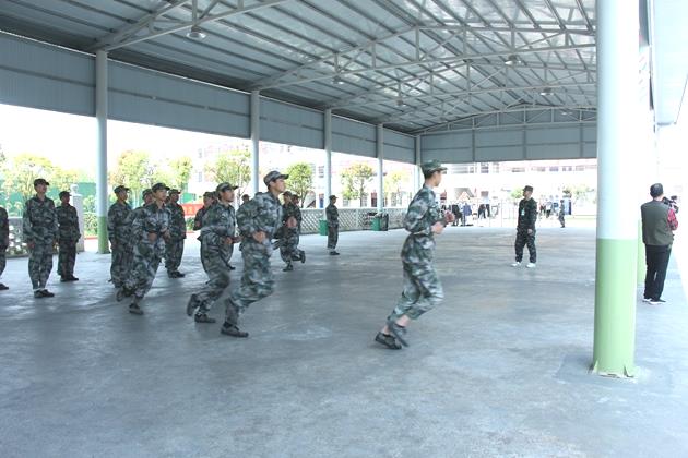 叛逆期孩子学校(叛逆期孩子怎么沟通)(图1) 叛逆期孩子学校(叛逆期孩子怎么沟通)(图1)